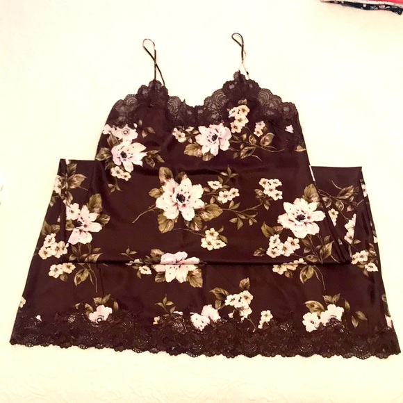 I.N.C International Women's Autumn Floral Lace Trim Long Nightgown. Size S - Picture 2 of 11